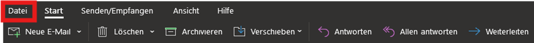 Links oben in Microsoft Outlook auf „Datei“ klicken"